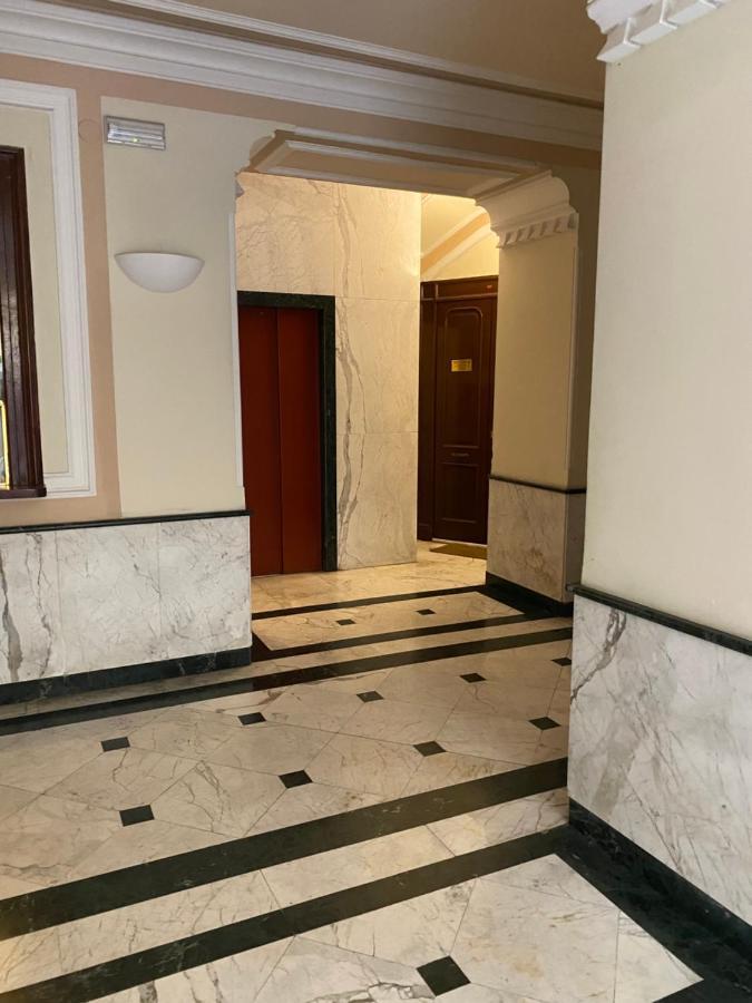 “La Pinta” Elegante Appartamento Al Vomero Νάπολη Εξωτερικό φωτογραφία